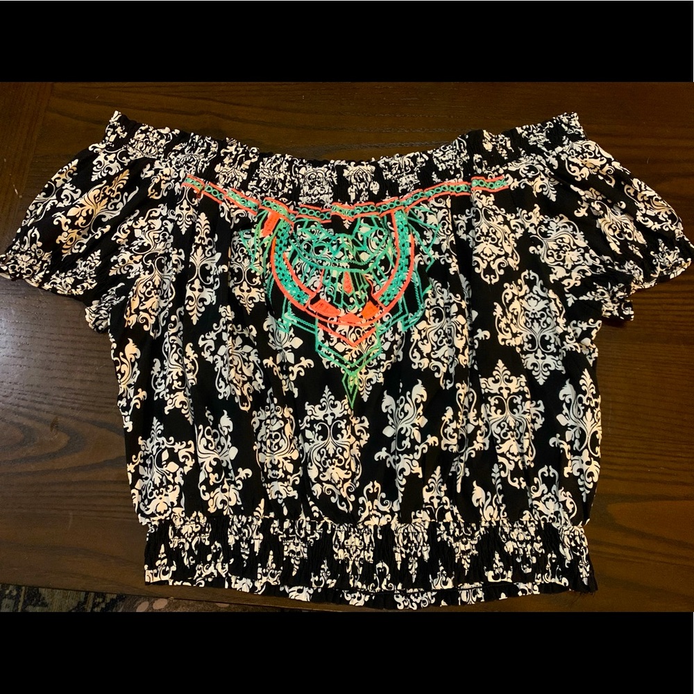 Crop top